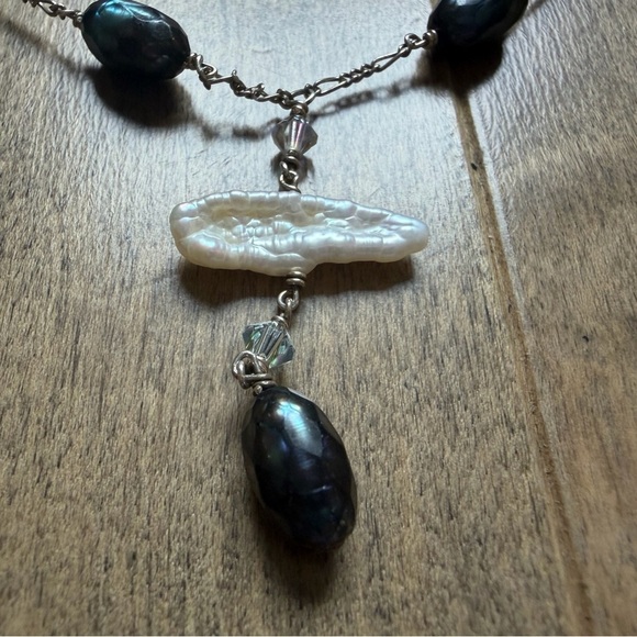 Silver Pearl and Black Bead Necklace (stamped 925) - Picture 3 of 5